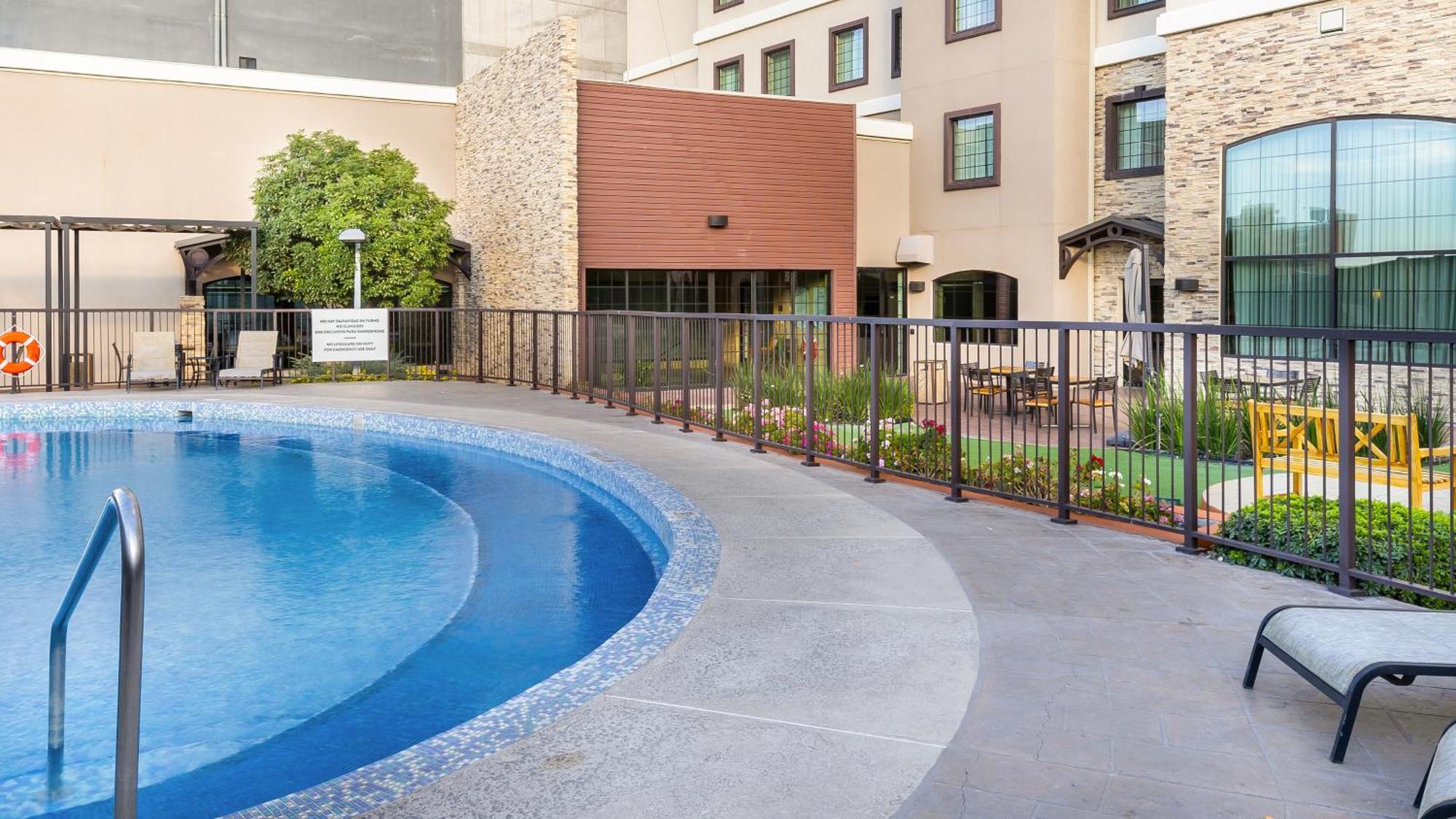 Staybridge Suites Chihuahua By Ihg Dış mekan fotoğraf